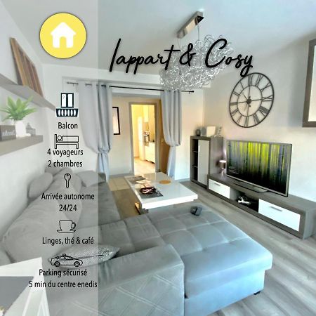 Le Cafe Charmant, Appartement Dans Immeuble Avec Parking Barriere, Balcon LʼArbresle Exterior foto